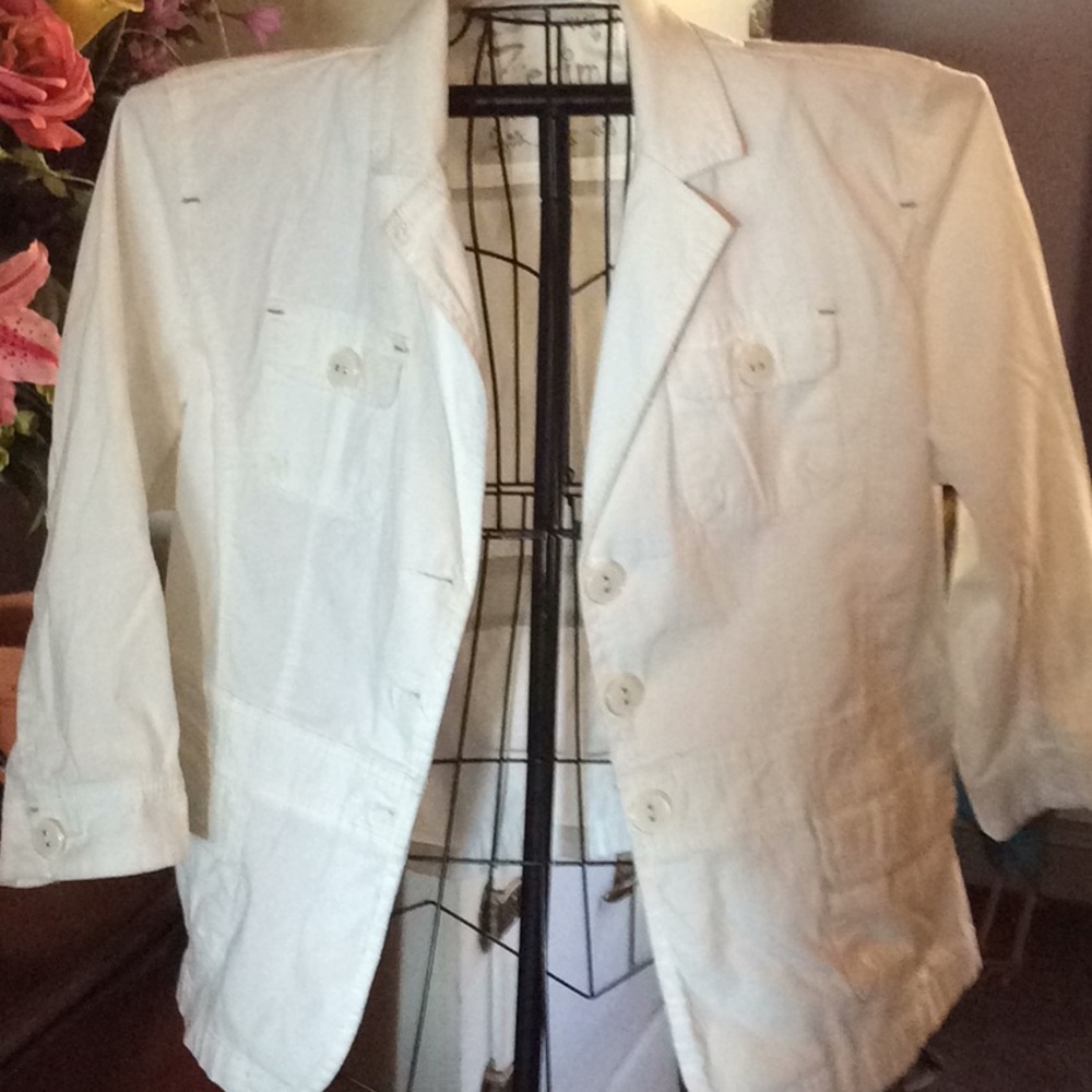 Zenim white jacket